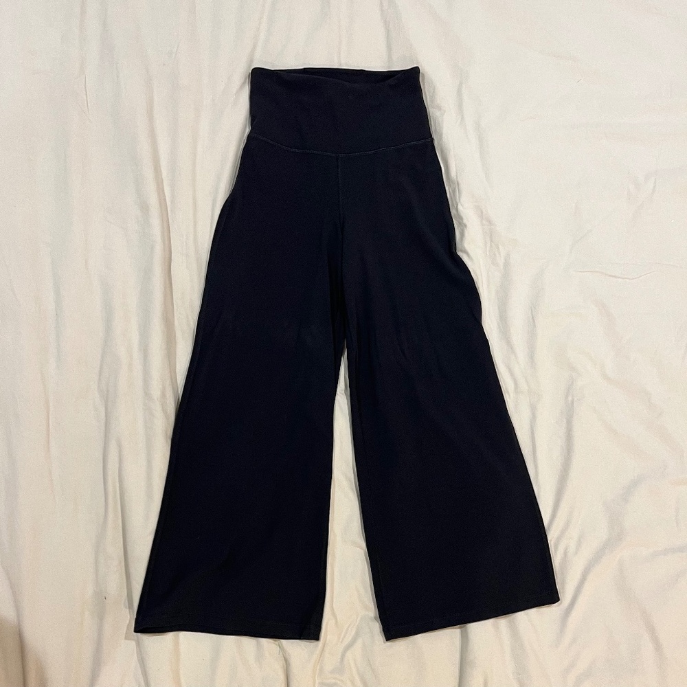 Wide leg Athleta Leggings